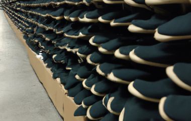 Войлочные тапочки собственного производства в магазине зиманеизбежна.рф